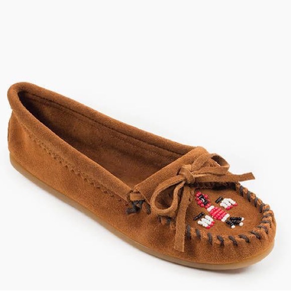 NWOT MinnetonkaThunderbird II Kilty Moccasin - Taupe Suede - size 6 - Picture 6 of 9